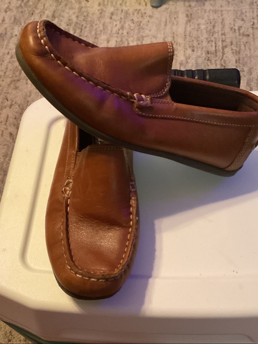 Florsheim boys  Tan Leather Slip-On Moccasin Loafers size 2.5 boys - Picture 2 of 6